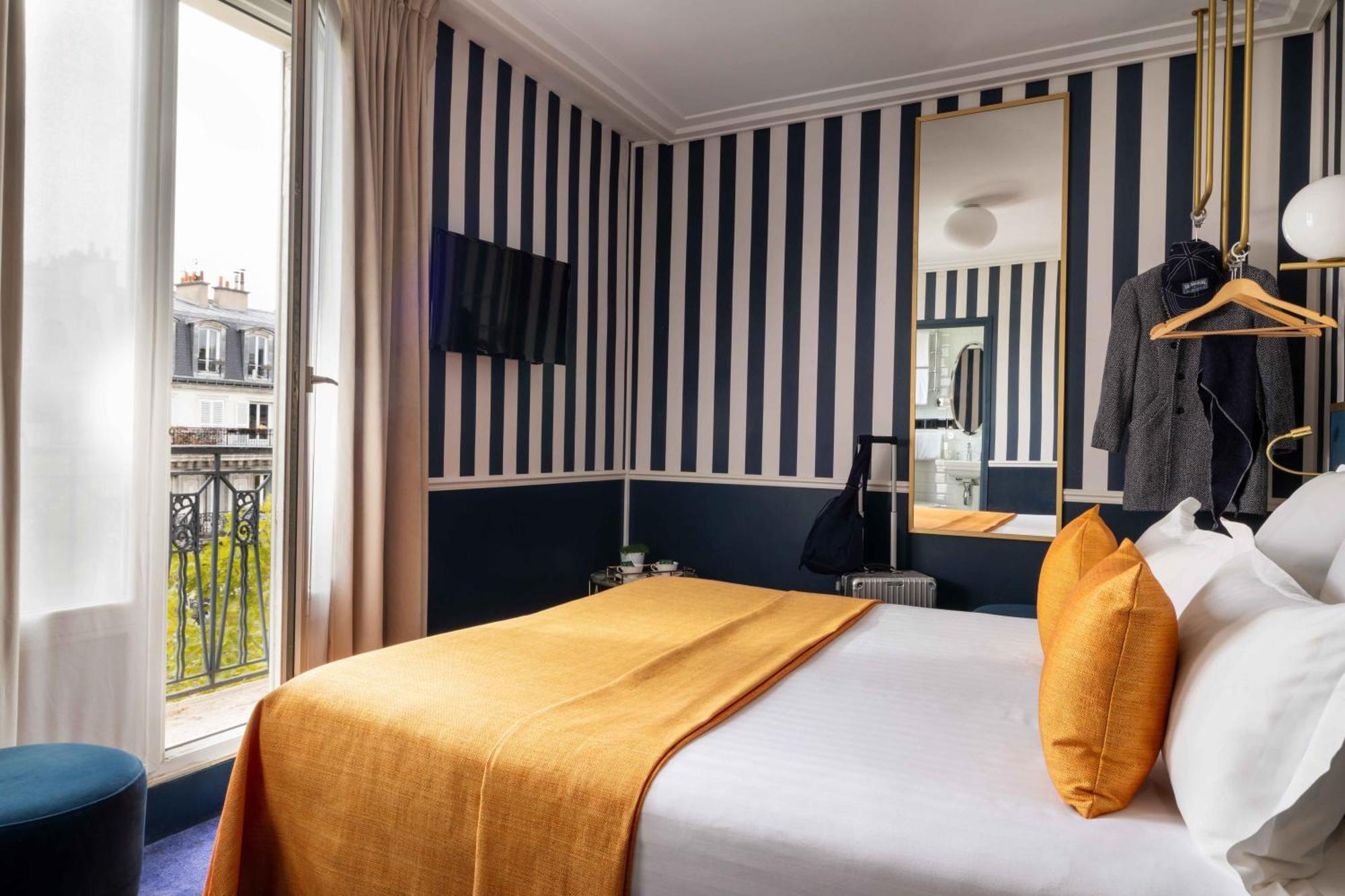 Room with Balcony,1730026963:JPEG