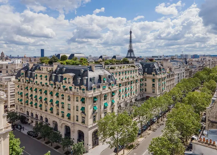 Peninsula Paris