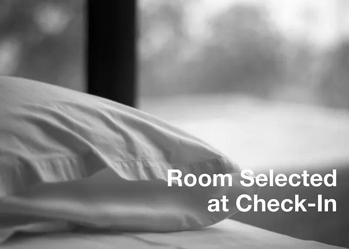 Hotel romantico: New Hotel Republique - Ex Albert'S Hotel