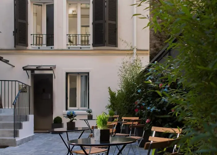 Hotel Mirabeau Eiffel