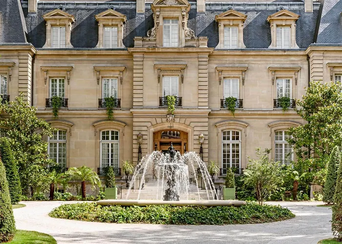 Saint James Paris