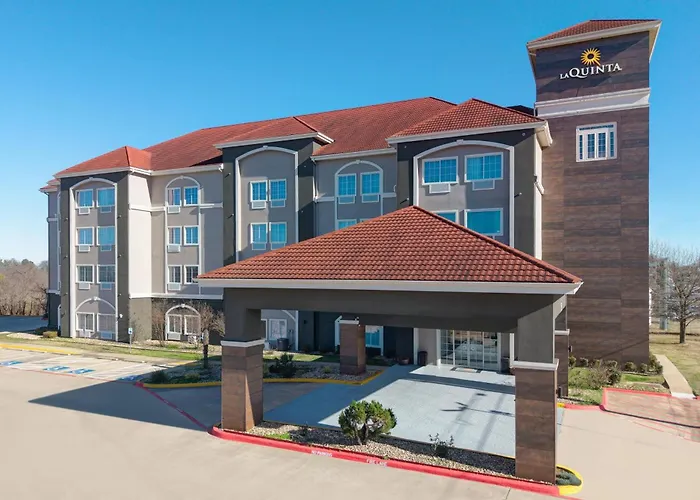 Jacuzzi hotel: La Quinta Inn And Suites By Wyndham Paris