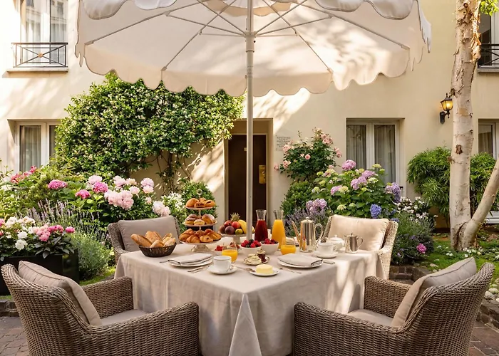 Romantic hotel: Le Patio Bastille